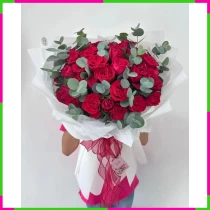 Hồng O'Hara Quyên Cát Ngân Diệp** 32CGQMT8NY